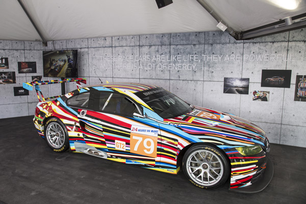 BMW avait également disposé un stand, qui accueillait notamment cette M3 GTR Art Car par Jeff Koons