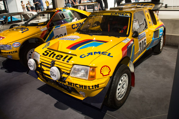 La 205 a aussi brillé au Paris Dakar qu’elle a remporté en 1987 et 1988