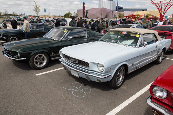 Cette Mustang première série est exactement dans la configuration du modèle ayant participé au James Bond « Opération Tonnerre » en 1965